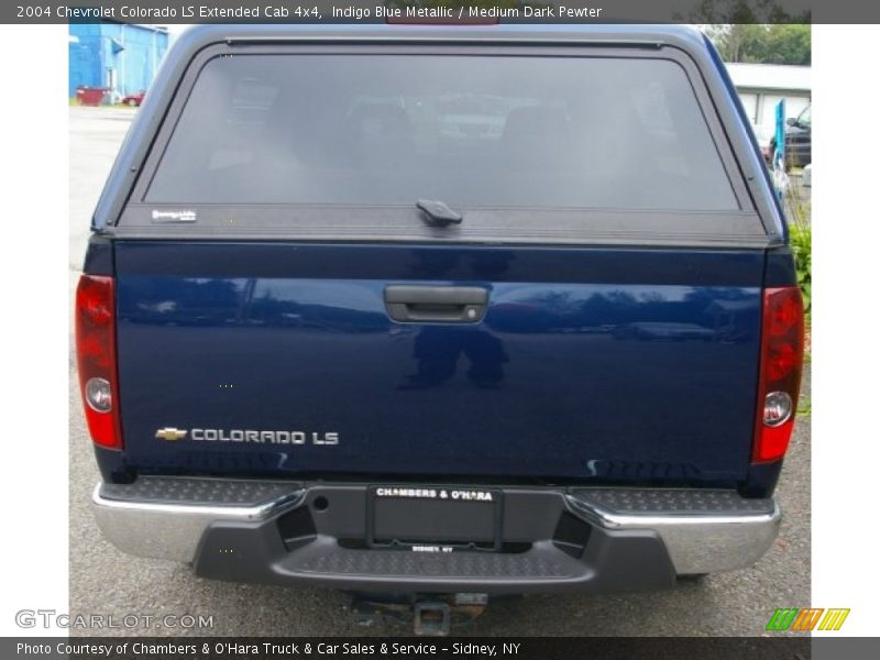 Indigo Blue Metallic / Medium Dark Pewter 2004 Chevrolet Colorado LS Extended Cab 4x4