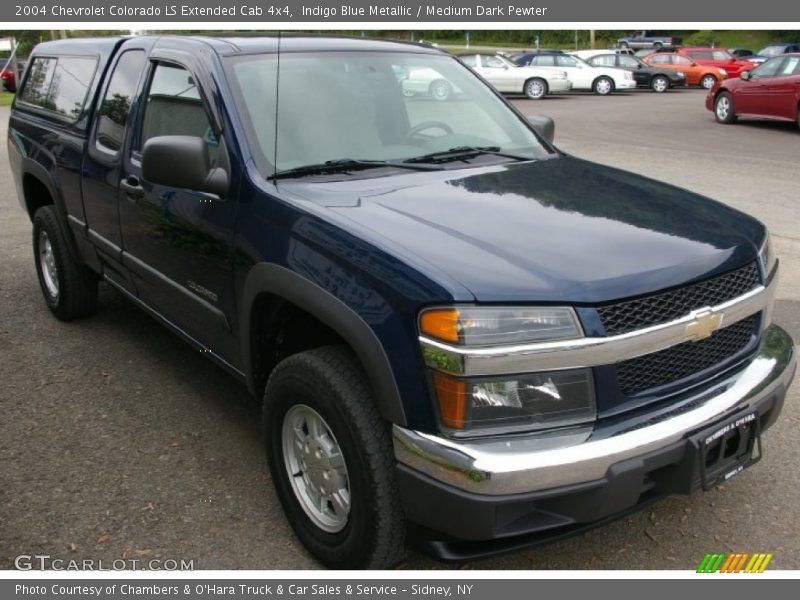 Indigo Blue Metallic / Medium Dark Pewter 2004 Chevrolet Colorado LS Extended Cab 4x4
