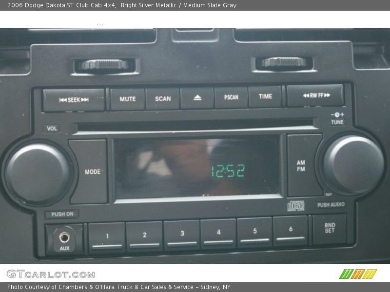 Audio System of 2006 Dakota ST Club Cab 4x4