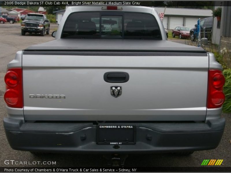 Bright Silver Metallic / Medium Slate Gray 2006 Dodge Dakota ST Club Cab 4x4