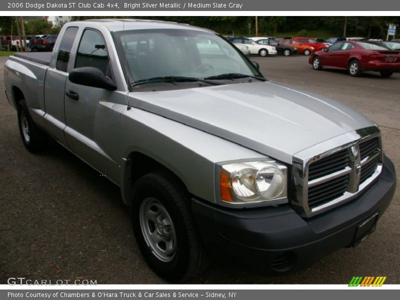 Bright Silver Metallic / Medium Slate Gray 2006 Dodge Dakota ST Club Cab 4x4
