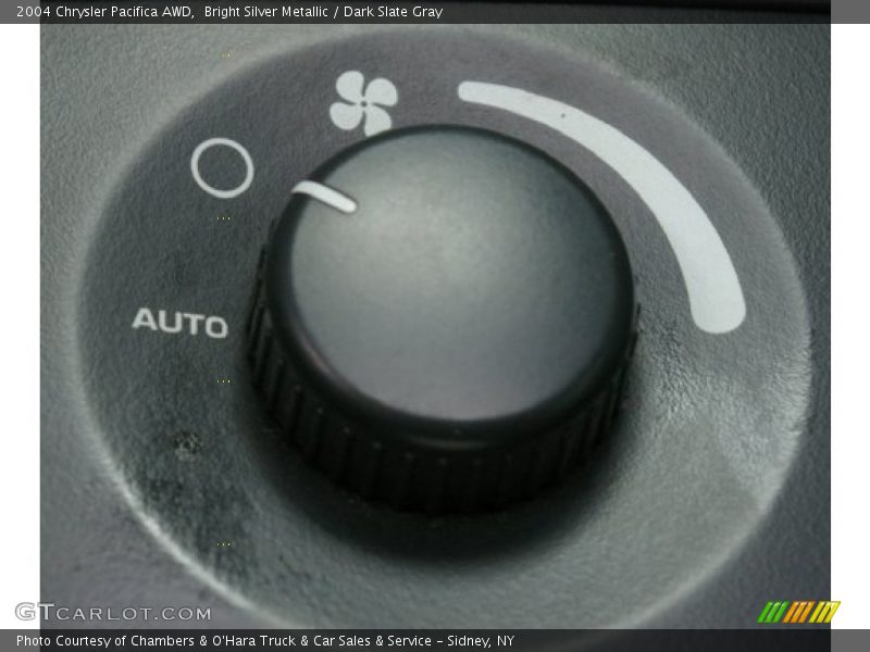 Bright Silver Metallic / Dark Slate Gray 2004 Chrysler Pacifica AWD