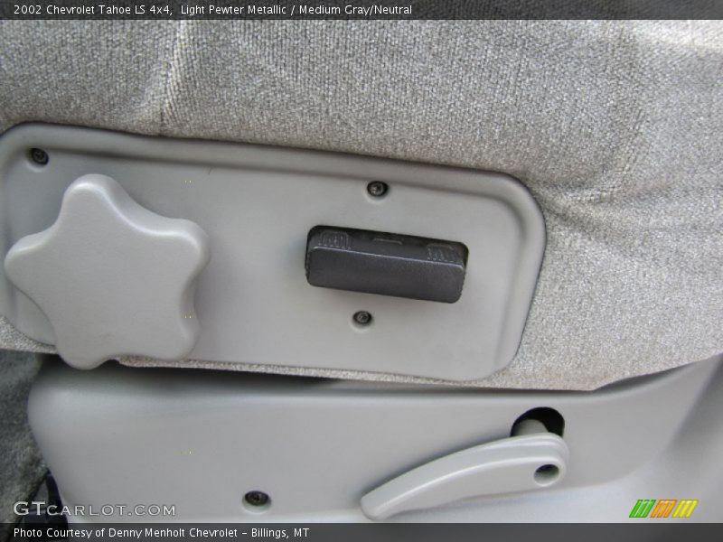 Light Pewter Metallic / Medium Gray/Neutral 2002 Chevrolet Tahoe LS 4x4