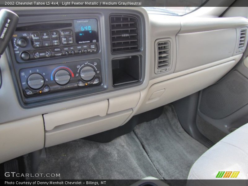 Light Pewter Metallic / Medium Gray/Neutral 2002 Chevrolet Tahoe LS 4x4