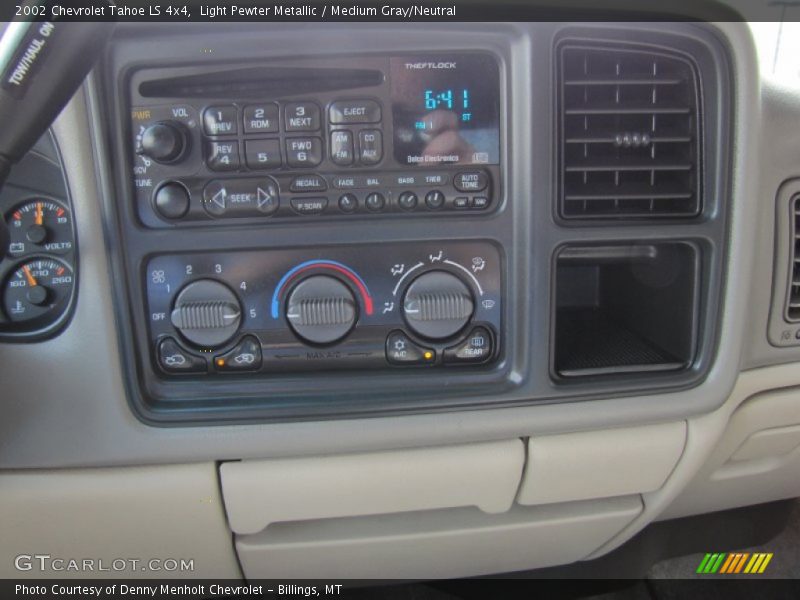Light Pewter Metallic / Medium Gray/Neutral 2002 Chevrolet Tahoe LS 4x4