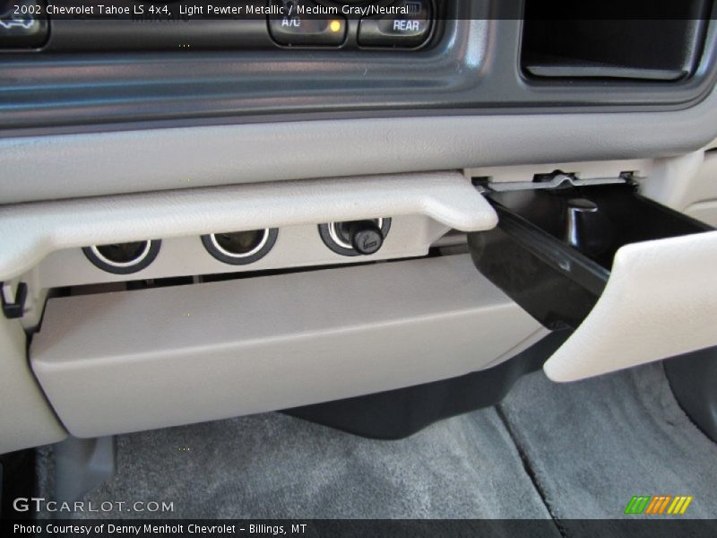 Light Pewter Metallic / Medium Gray/Neutral 2002 Chevrolet Tahoe LS 4x4