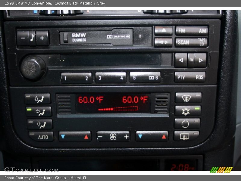 Audio System of 1999 M3 Convertible