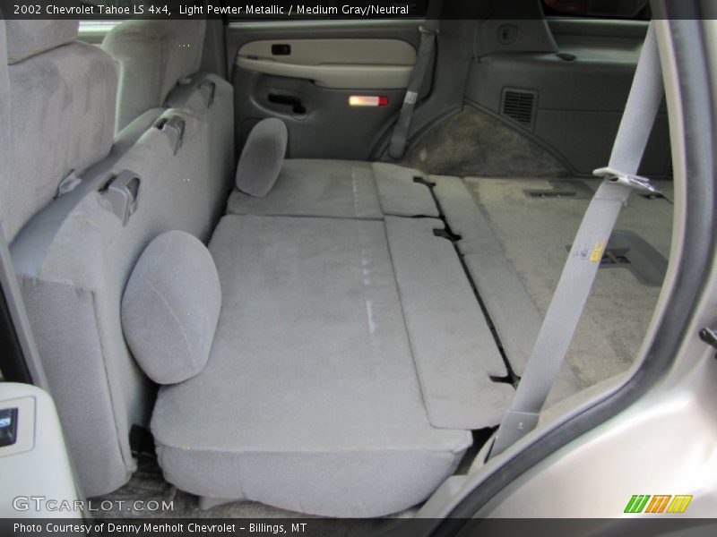 Light Pewter Metallic / Medium Gray/Neutral 2002 Chevrolet Tahoe LS 4x4