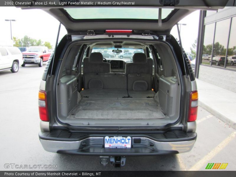 Light Pewter Metallic / Medium Gray/Neutral 2002 Chevrolet Tahoe LS 4x4