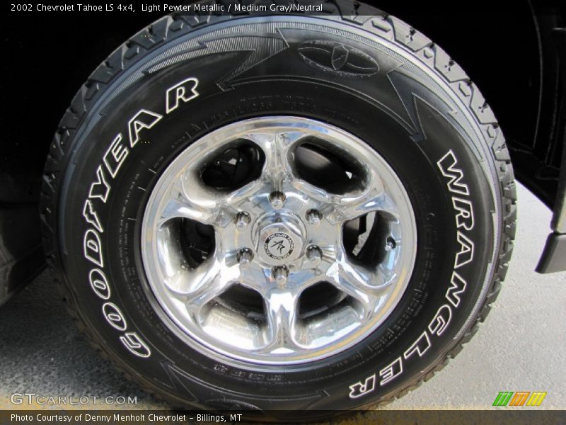 Light Pewter Metallic / Medium Gray/Neutral 2002 Chevrolet Tahoe LS 4x4