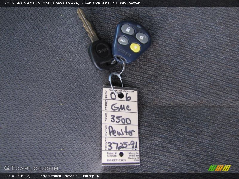 Keys of 2006 Sierra 3500 SLE Crew Cab 4x4