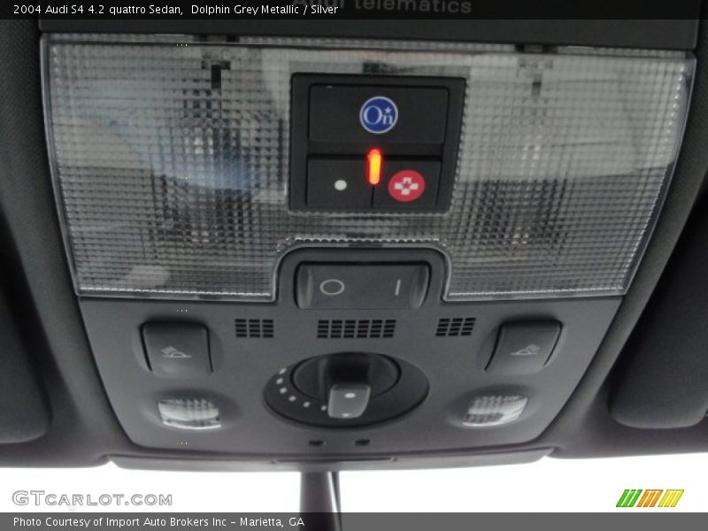 Controls of 2004 S4 4.2 quattro Sedan