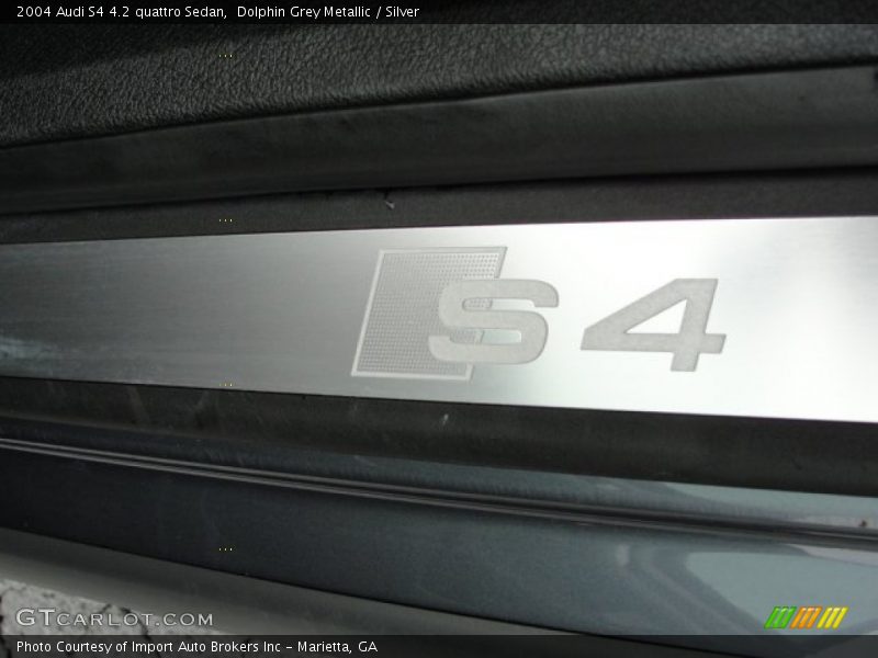  2004 S4 4.2 quattro Sedan Logo