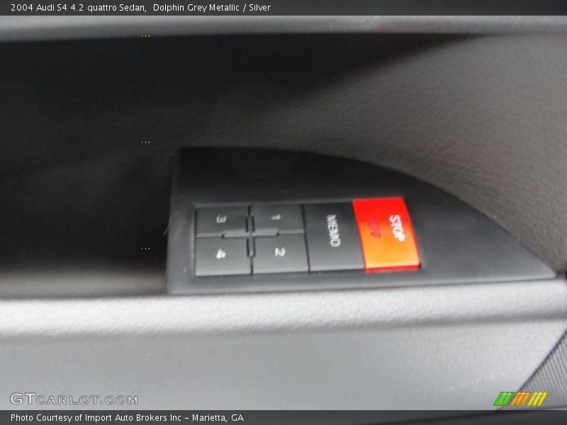 Controls of 2004 S4 4.2 quattro Sedan