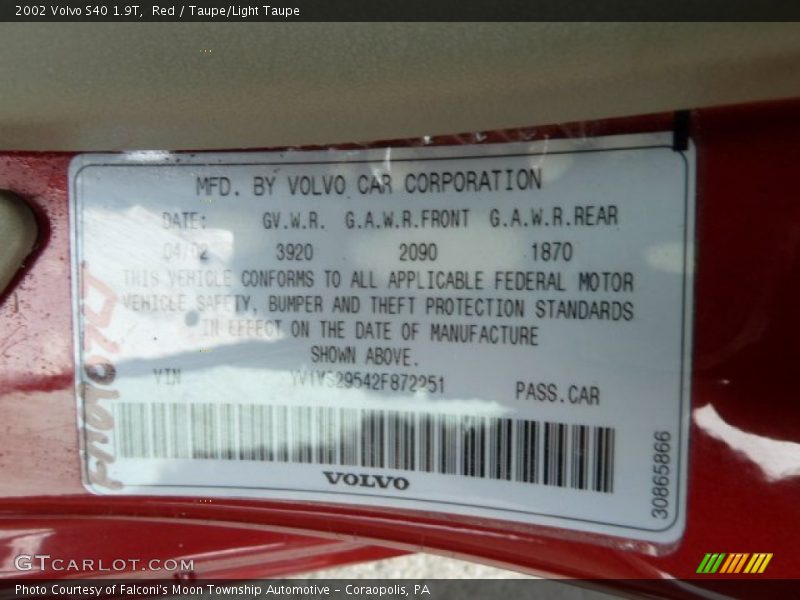 Red / Taupe/Light Taupe 2002 Volvo S40 1.9T