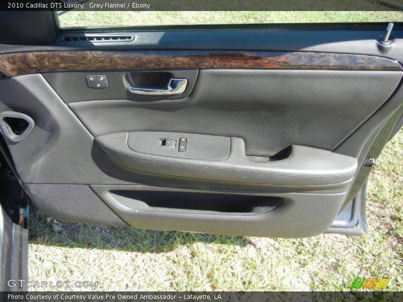 Grey Flannel / Ebony 2010 Cadillac DTS Luxury