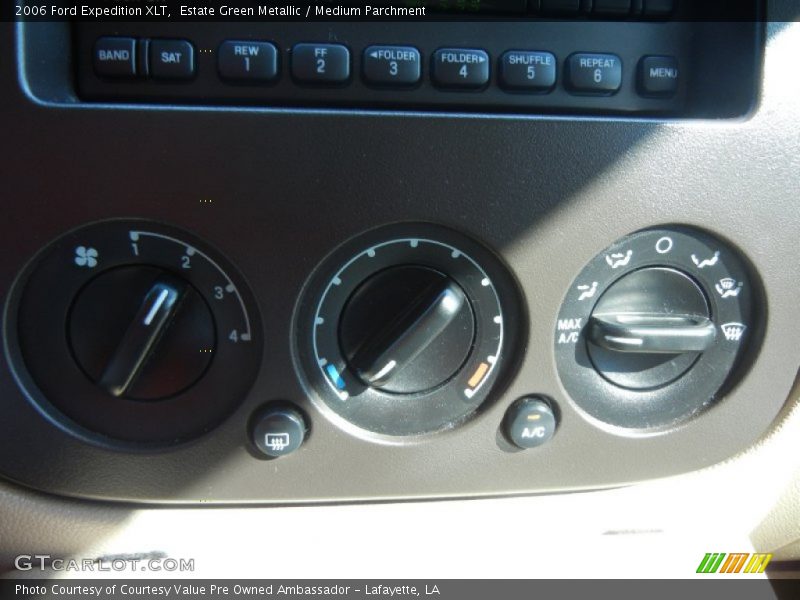 Estate Green Metallic / Medium Parchment 2006 Ford Expedition XLT