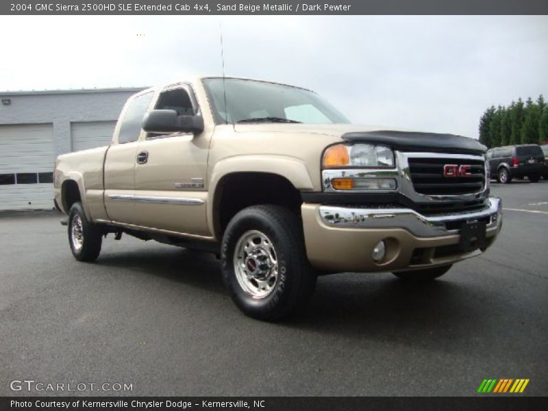 Sand Beige Metallic / Dark Pewter 2004 GMC Sierra 2500HD SLE Extended Cab 4x4