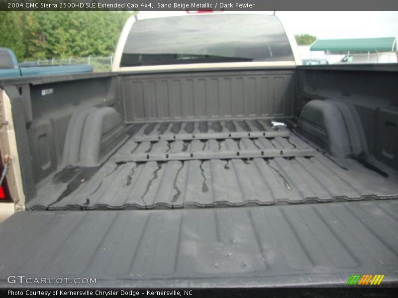 Sand Beige Metallic / Dark Pewter 2004 GMC Sierra 2500HD SLE Extended Cab 4x4