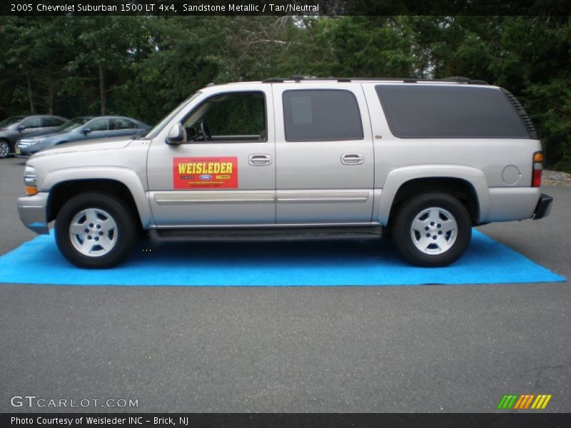 Sandstone Metallic / Tan/Neutral 2005 Chevrolet Suburban 1500 LT 4x4