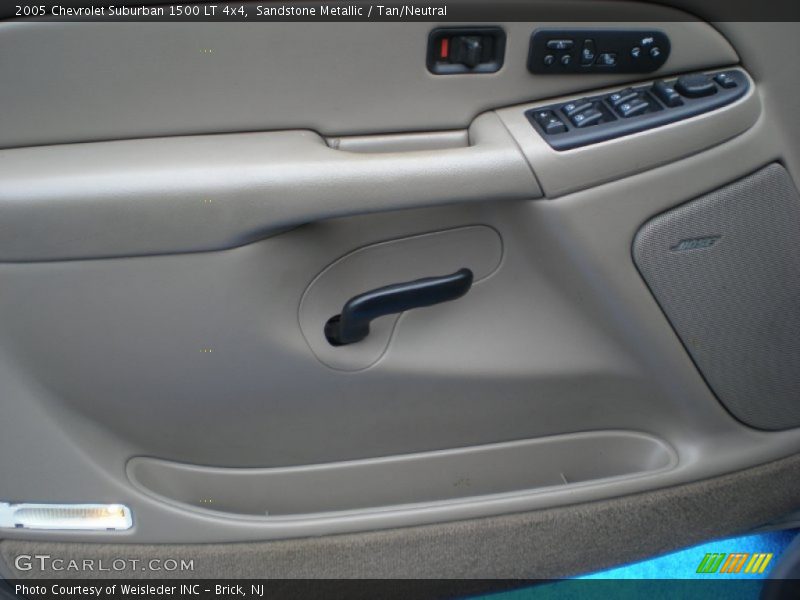 Sandstone Metallic / Tan/Neutral 2005 Chevrolet Suburban 1500 LT 4x4