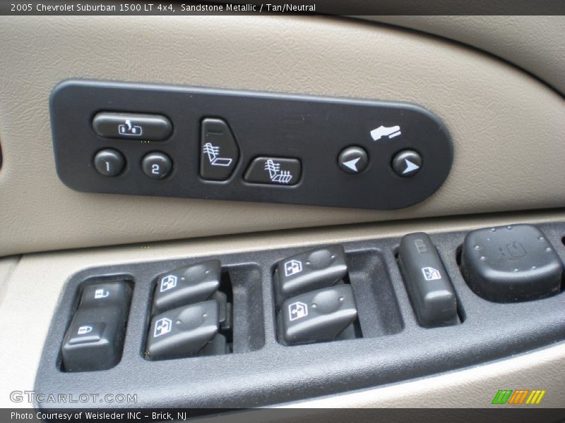 Sandstone Metallic / Tan/Neutral 2005 Chevrolet Suburban 1500 LT 4x4