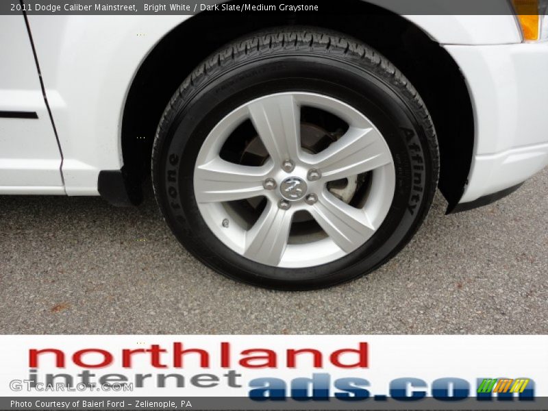 Bright White / Dark Slate/Medium Graystone 2011 Dodge Caliber Mainstreet