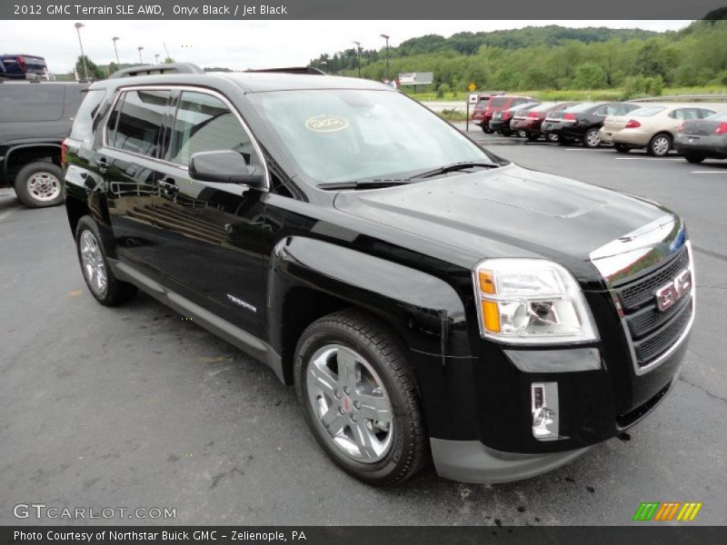 Front 3/4 View of 2012 Terrain SLE AWD
