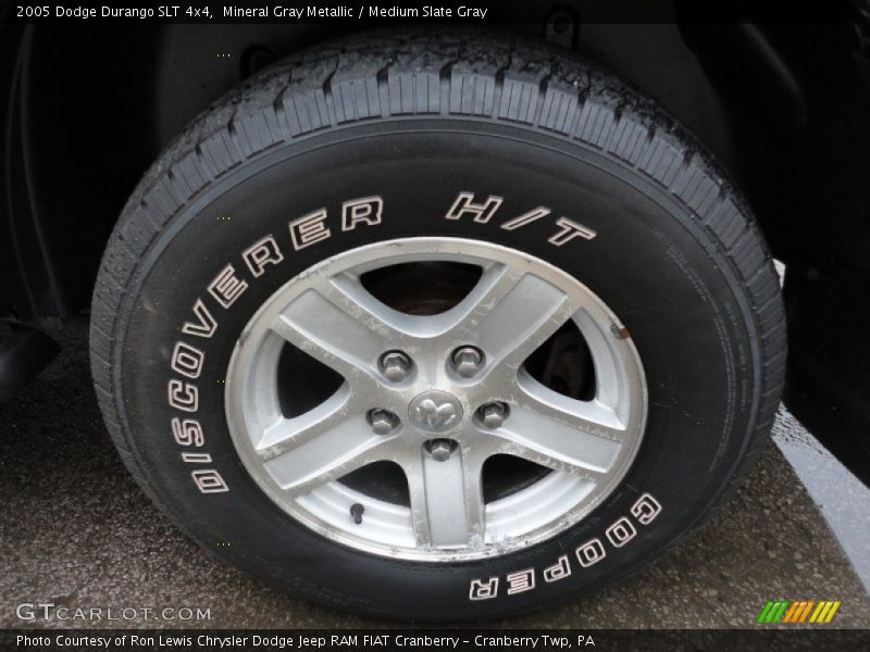Mineral Gray Metallic / Medium Slate Gray 2005 Dodge Durango SLT 4x4