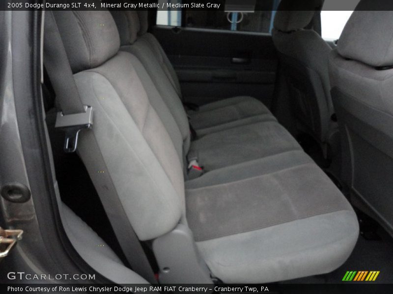 Mineral Gray Metallic / Medium Slate Gray 2005 Dodge Durango SLT 4x4
