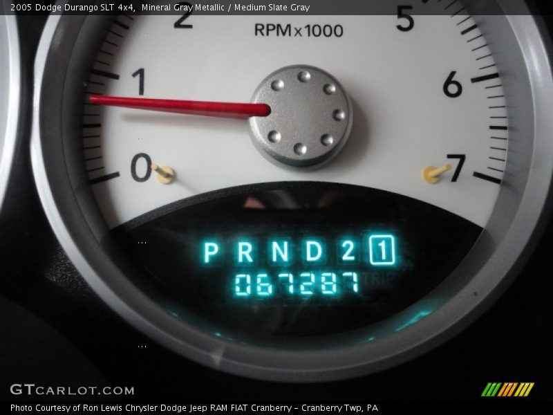 Mineral Gray Metallic / Medium Slate Gray 2005 Dodge Durango SLT 4x4