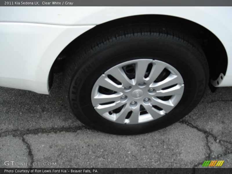 Clear White / Gray 2011 Kia Sedona LX