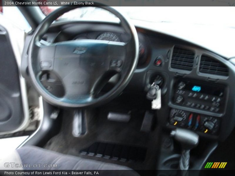 White / Ebony Black 2004 Chevrolet Monte Carlo LS