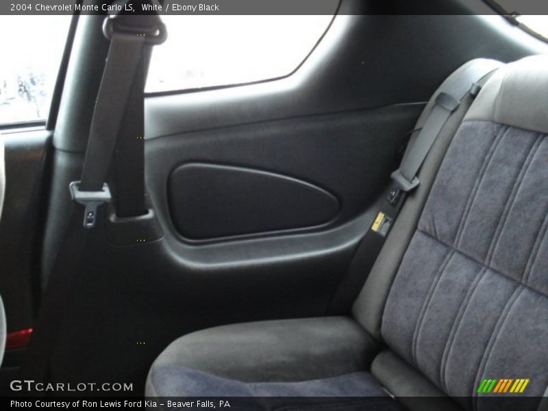 White / Ebony Black 2004 Chevrolet Monte Carlo LS