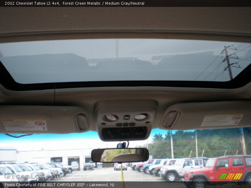 Forest Green Metallic / Medium Gray/Neutral 2002 Chevrolet Tahoe LS 4x4