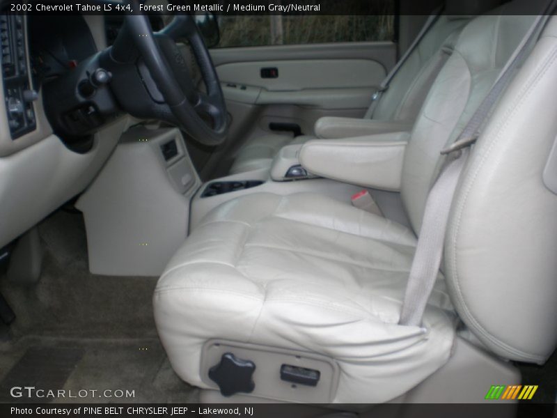 Forest Green Metallic / Medium Gray/Neutral 2002 Chevrolet Tahoe LS 4x4