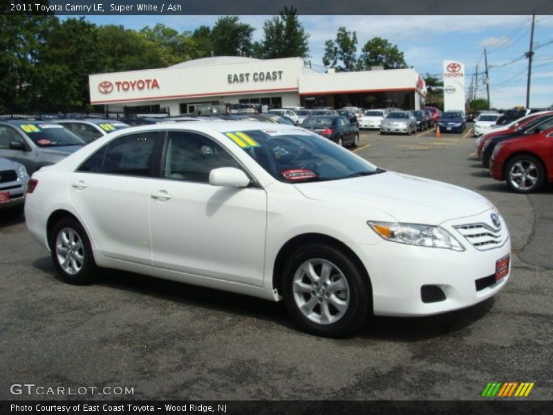 Super White / Ash 2011 Toyota Camry LE