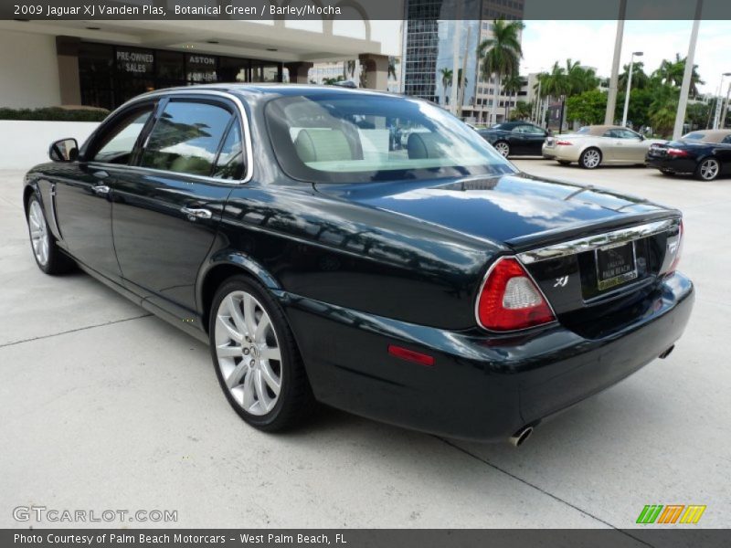 Botanical Green / Barley/Mocha 2009 Jaguar XJ Vanden Plas