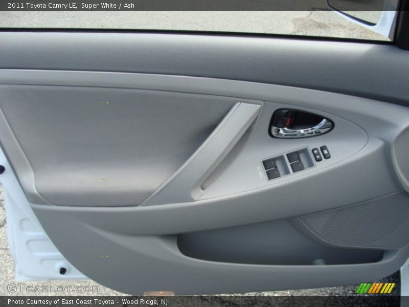 Super White / Ash 2011 Toyota Camry LE