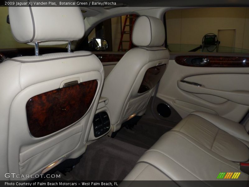 Botanical Green / Barley/Mocha 2009 Jaguar XJ Vanden Plas