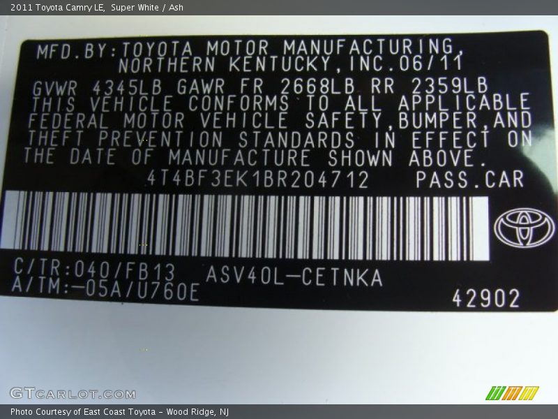Super White / Ash 2011 Toyota Camry LE