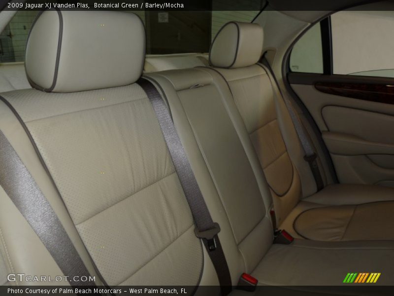 Botanical Green / Barley/Mocha 2009 Jaguar XJ Vanden Plas