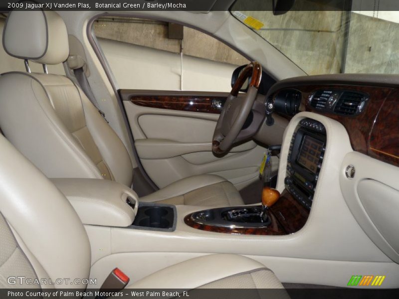 Botanical Green / Barley/Mocha 2009 Jaguar XJ Vanden Plas