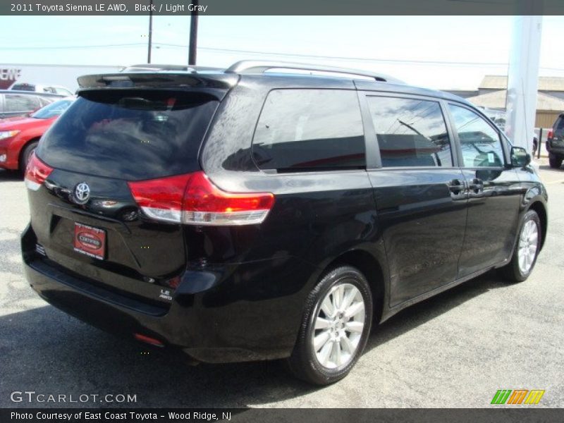 Black / Light Gray 2011 Toyota Sienna LE AWD