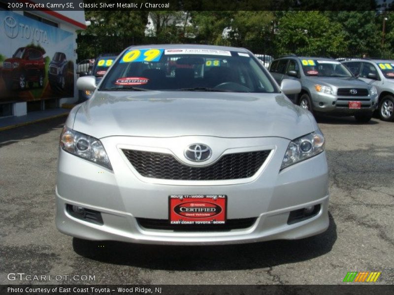 Classic Silver Metallic / Charcoal 2009 Toyota Camry SE