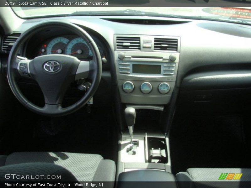 Classic Silver Metallic / Charcoal 2009 Toyota Camry SE