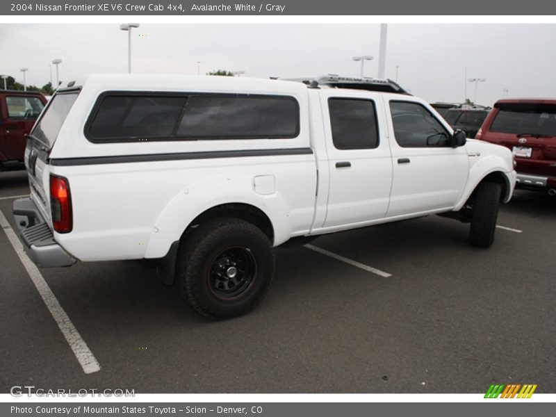 Avalanche White / Gray 2004 Nissan Frontier XE V6 Crew Cab 4x4