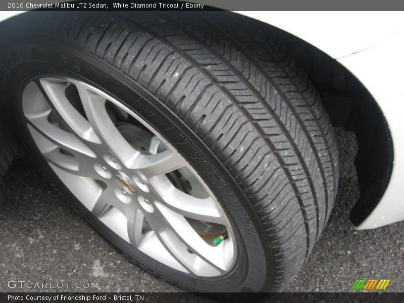White Diamond Tricoat / Ebony 2010 Chevrolet Malibu LTZ Sedan