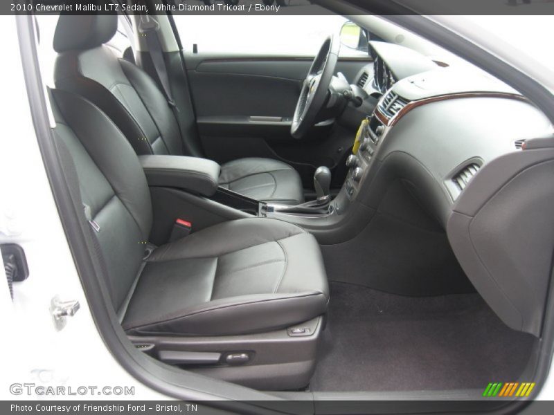White Diamond Tricoat / Ebony 2010 Chevrolet Malibu LTZ Sedan