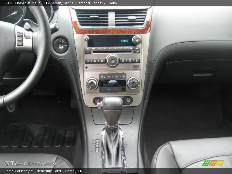 White Diamond Tricoat / Ebony 2010 Chevrolet Malibu LTZ Sedan